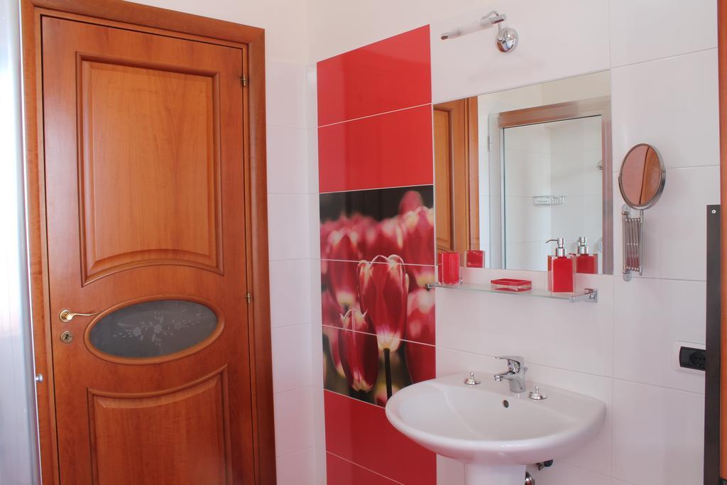 B&B Vesuvio Smiling Ercolano Bilik gambar