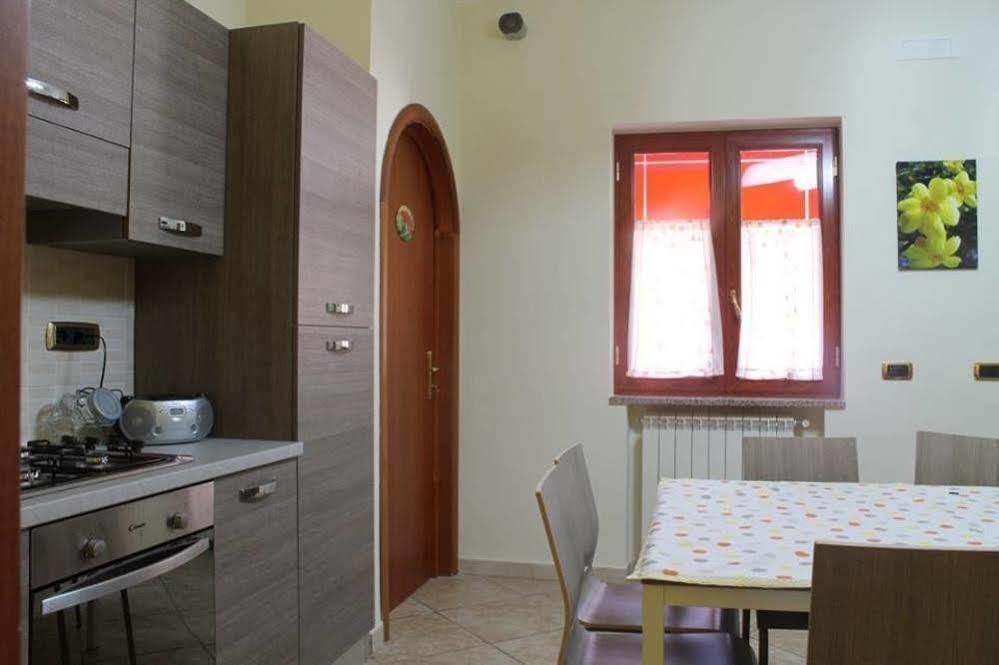 B&B Vesuvio Smiling Ercolano Luaran gambar
