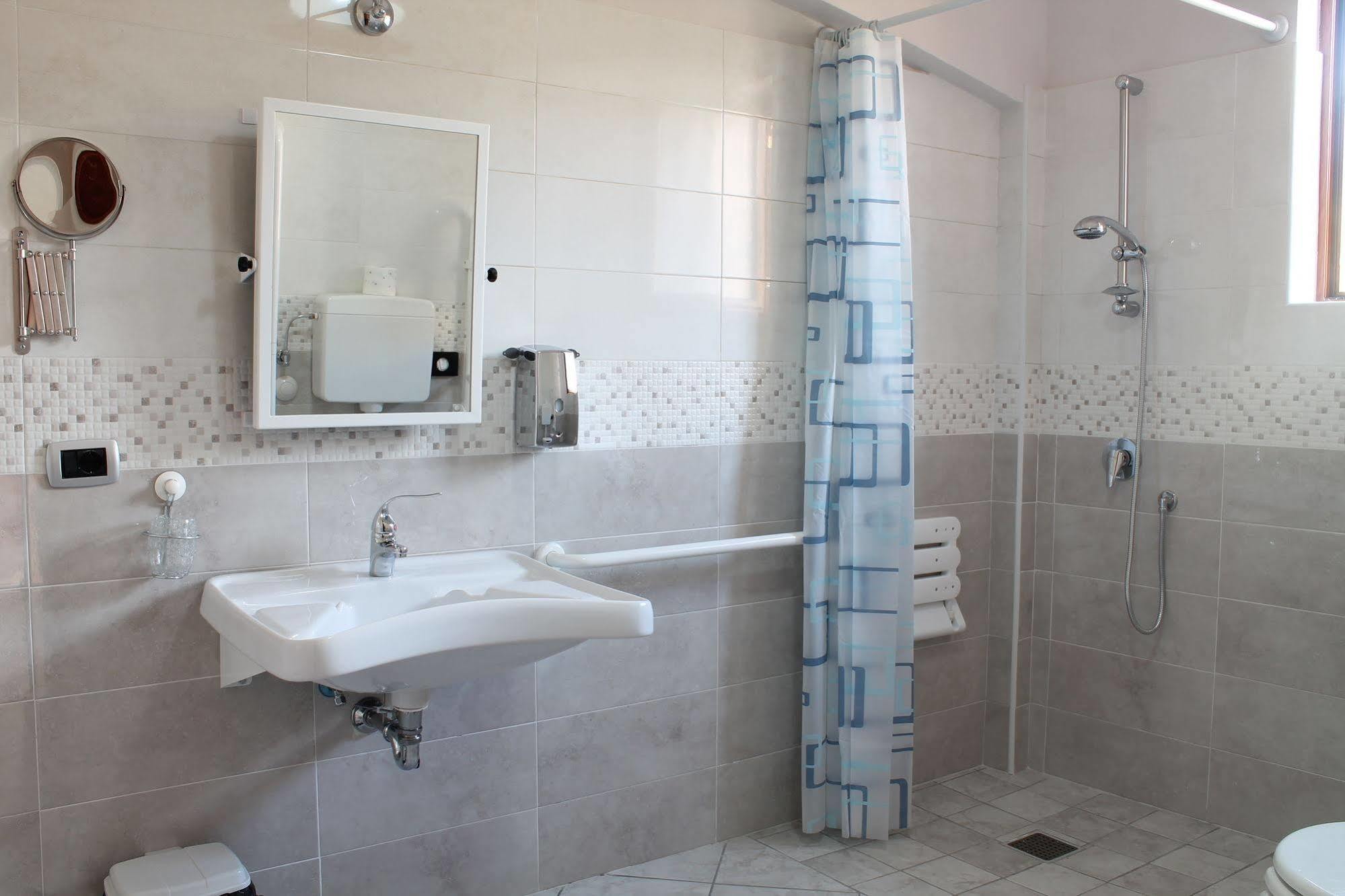 B&B Vesuvio Smiling Ercolano Luaran gambar