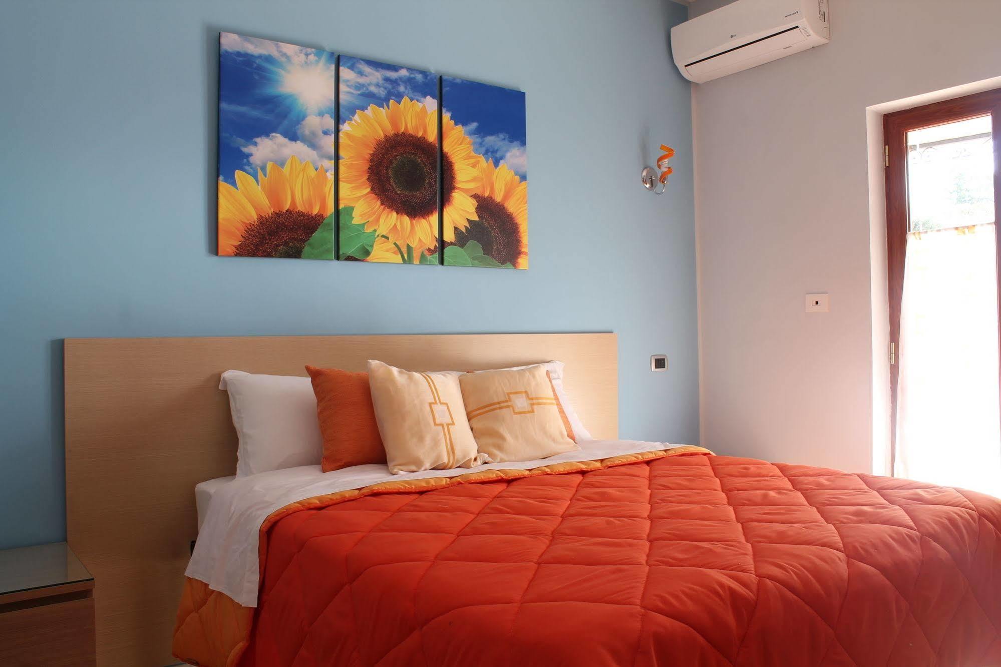 B&B Vesuvio Smiling Ercolano Luaran gambar